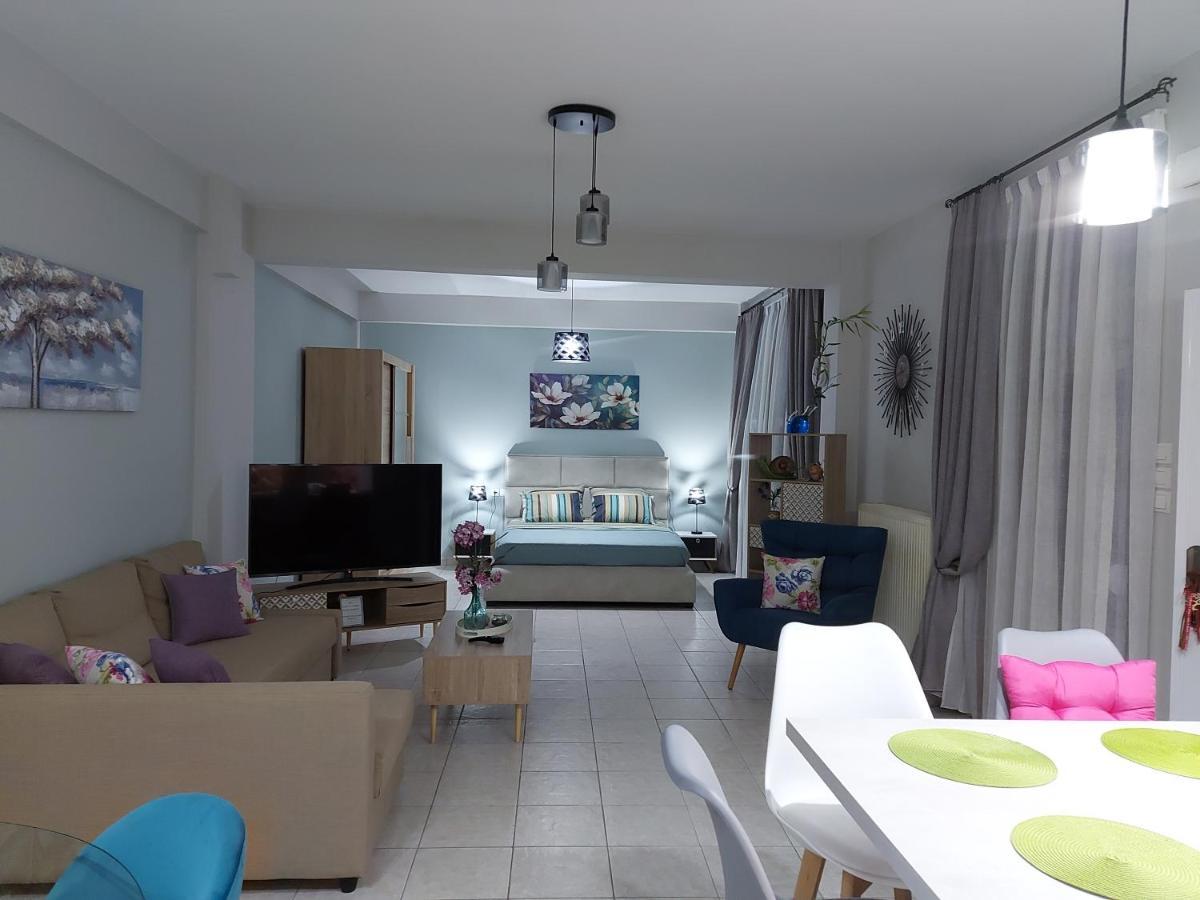 Violet Studio Με Πισίνα Volos Buitenkant foto